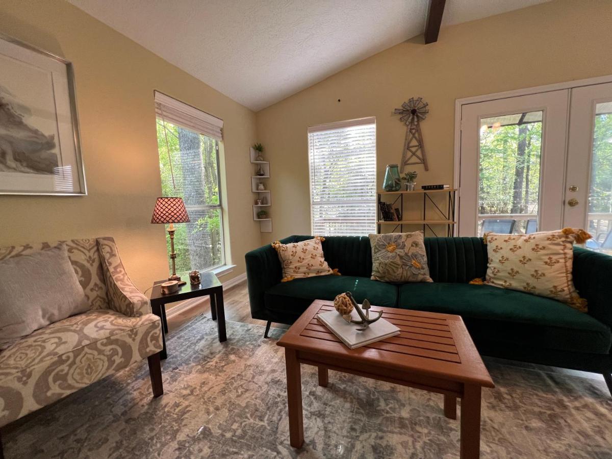 2 Bdrm Treehouse Hideout- Lake Conroe With Boat Ramp Монтгомері Екстер'єр фото