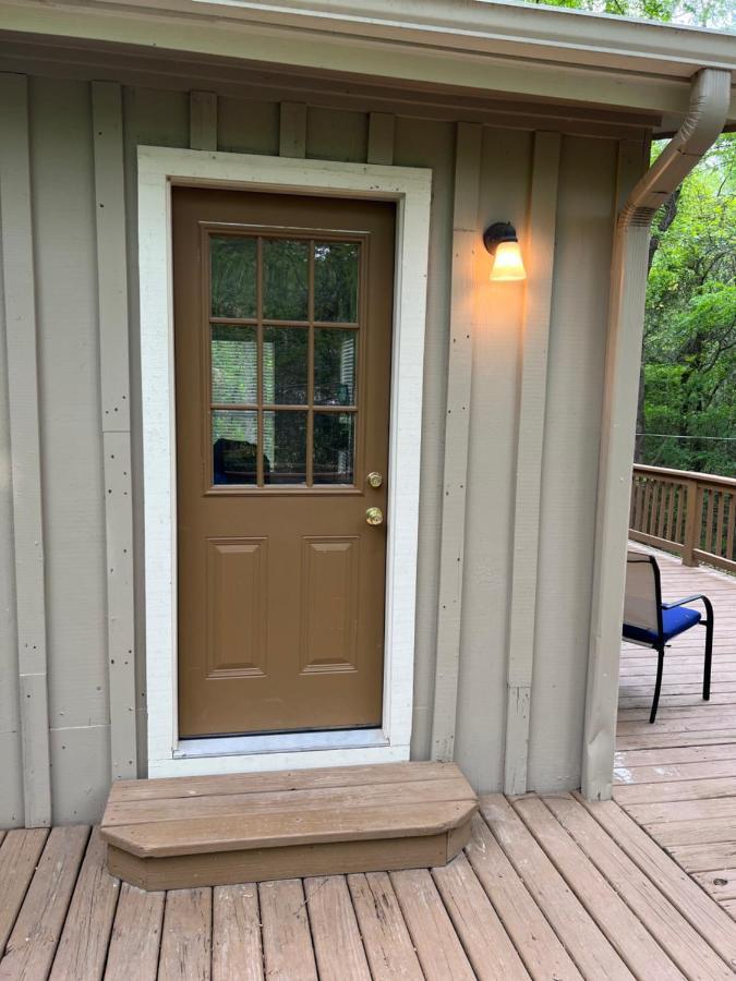 2 Bdrm Treehouse Hideout- Lake Conroe With Boat Ramp Монтгомері Екстер'єр фото